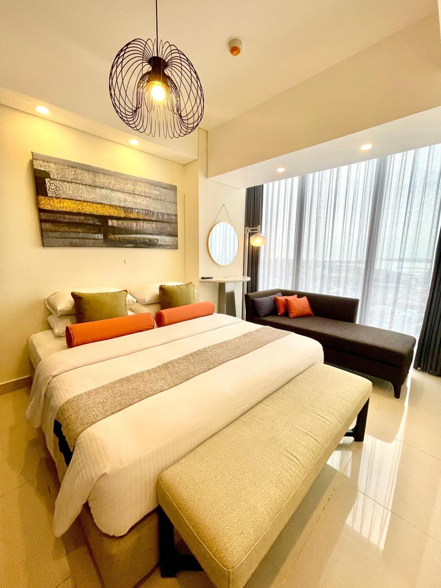 Verdela Pollux Meisterstadt Batam Apartement Esterno foto