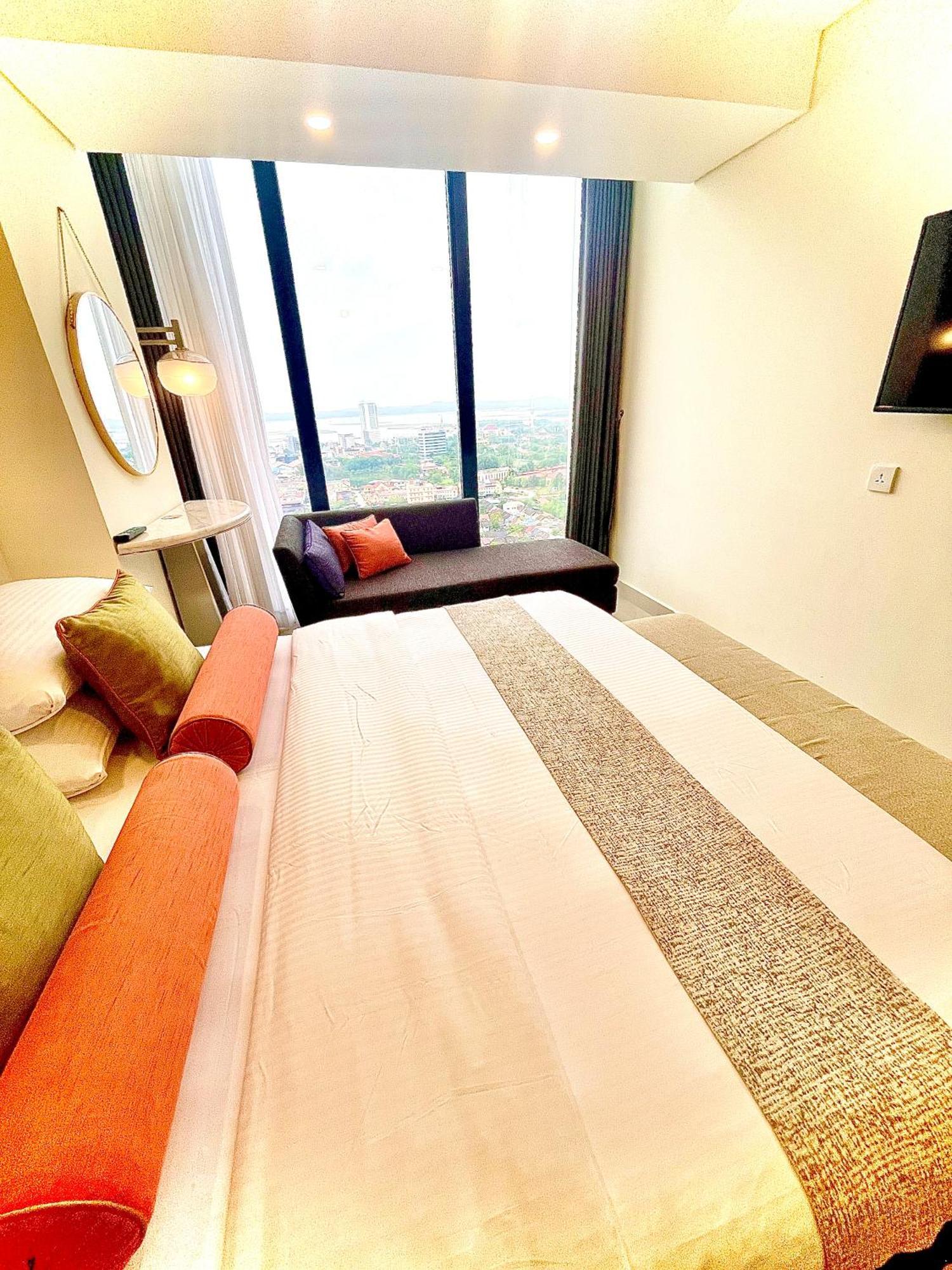 Verdela Pollux Meisterstadt Batam Apartement Esterno foto